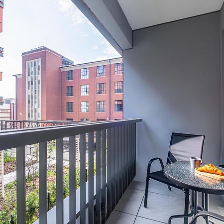 Flatbook - City Center Apartments Doki Living Gdansk Bagian luar foto